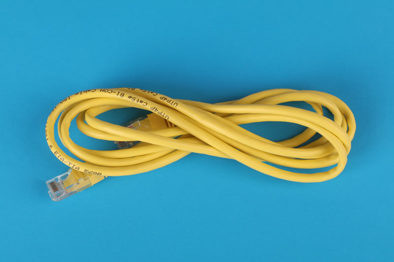 yellow-cable-3541555